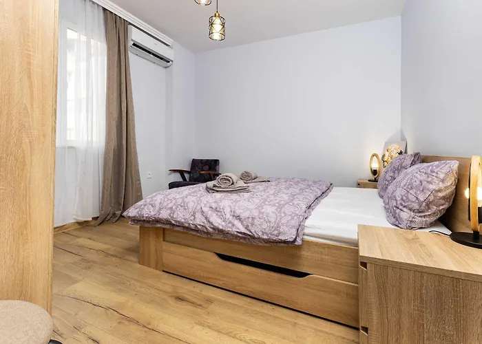 別荘 Cozy Floor From A House Near The Center By Flat Mаnager *