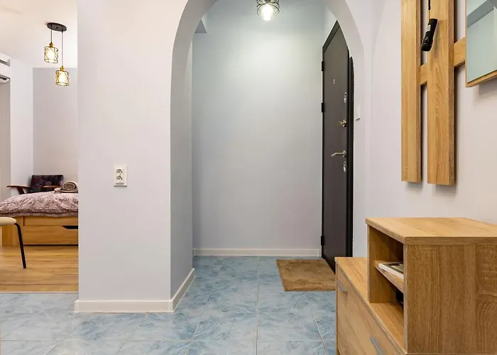 別荘 Cozy Floor From A House Near The Center By Flat Mаnager